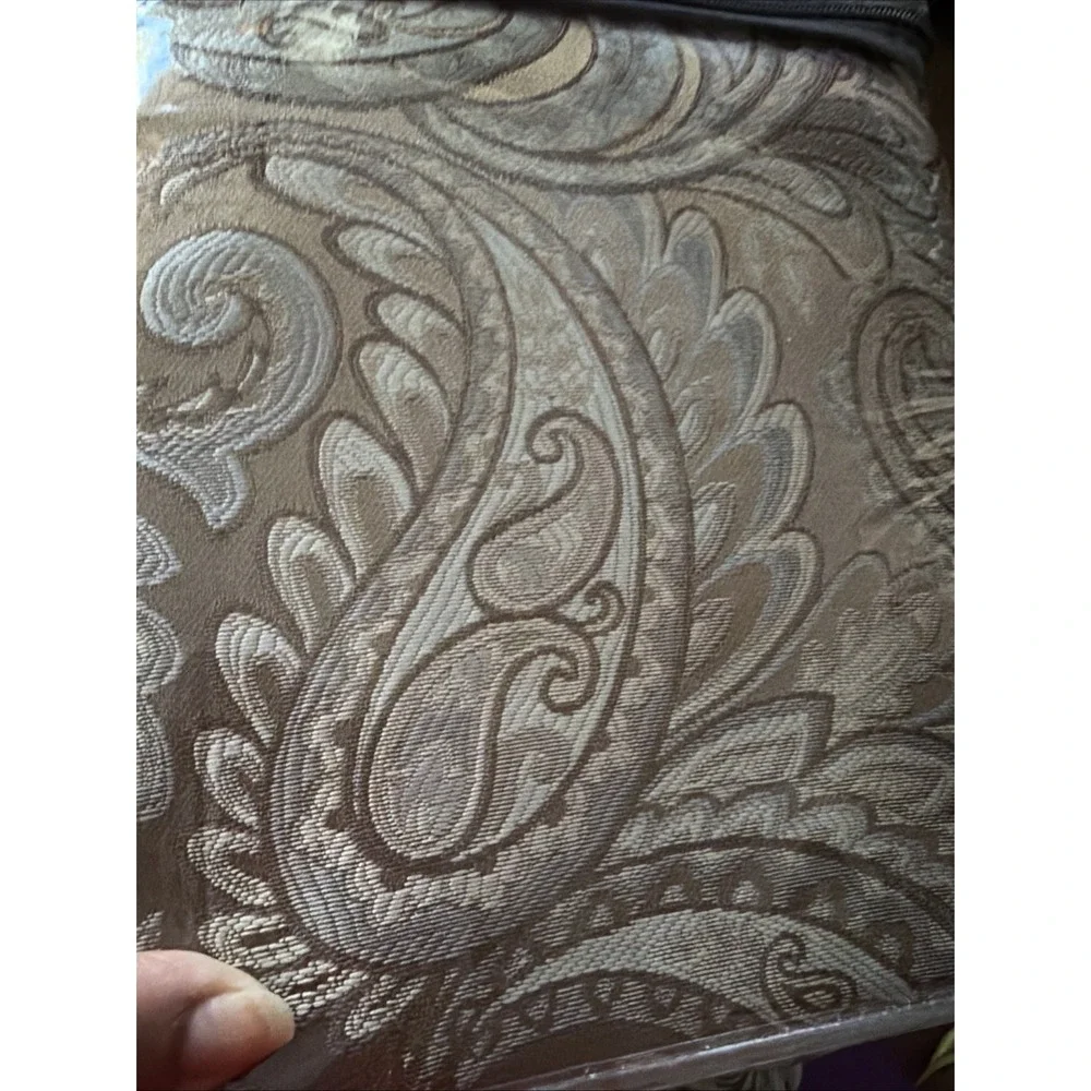 Madison PArk 1 Pair window Panel 100